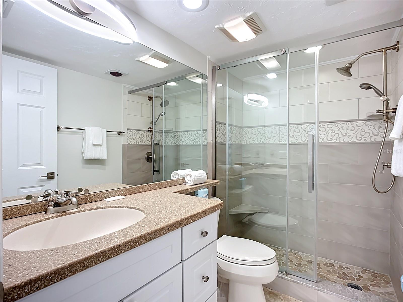 GULF & BAY CLUB PH 3 - Residential