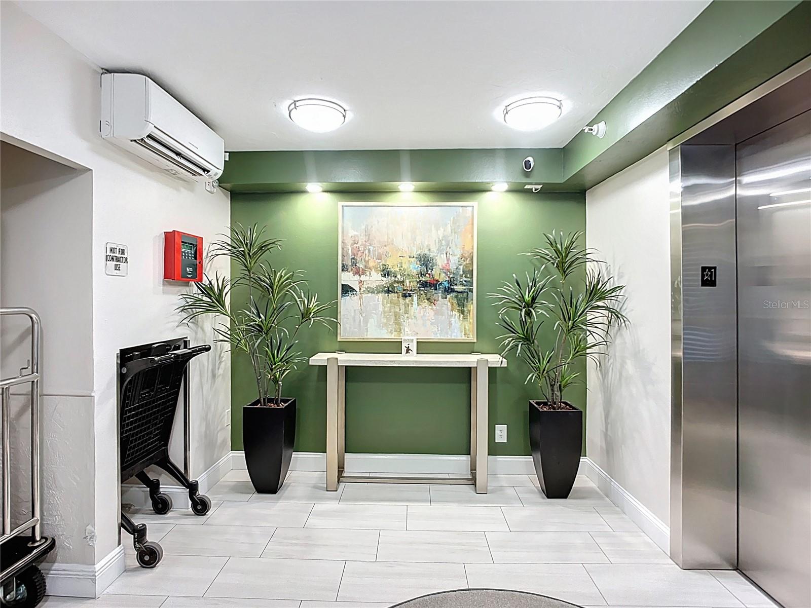 GULF & BAY CLUB PH 3 - Residential