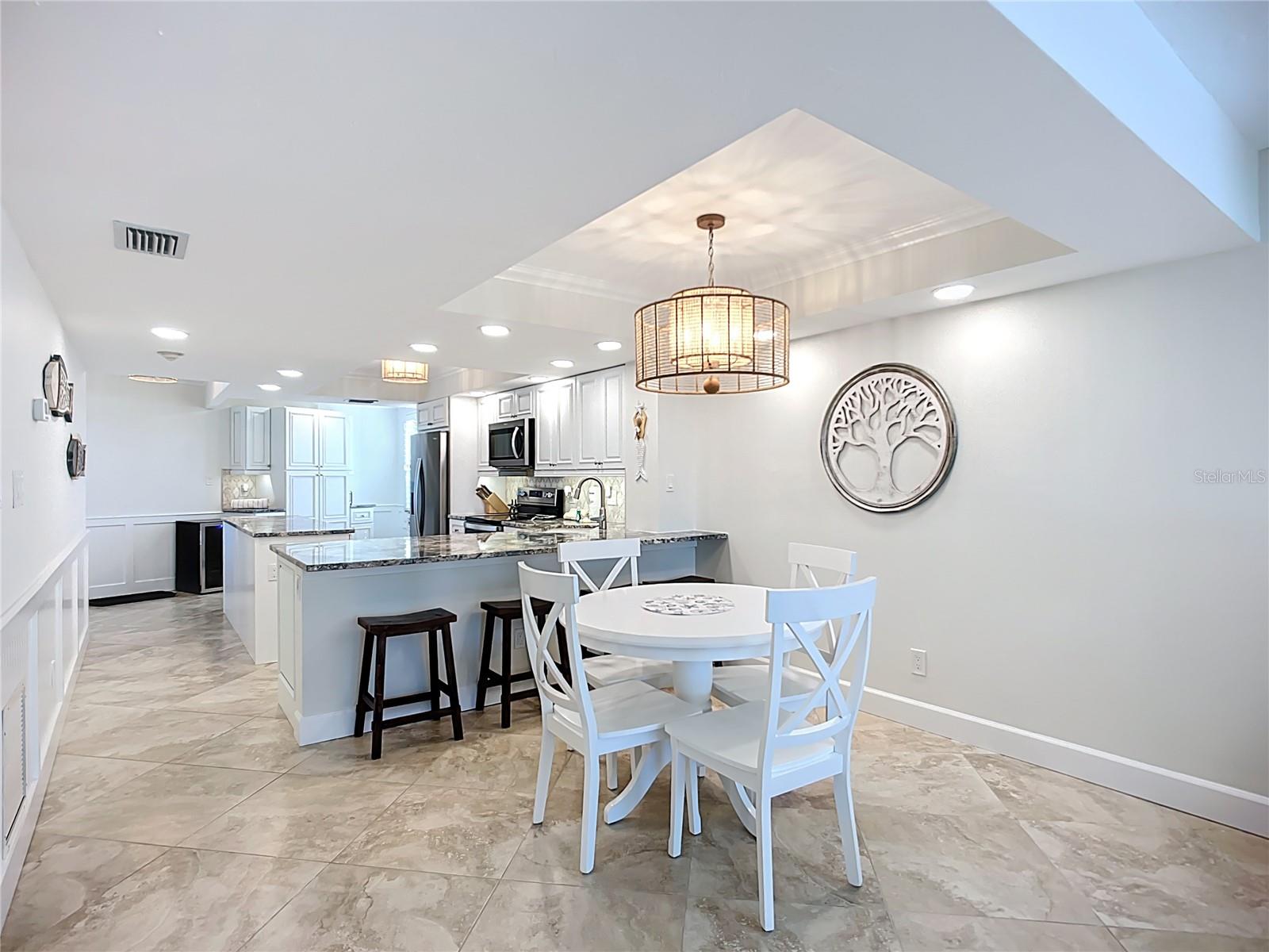 GULF & BAY CLUB PH 3 - Residential