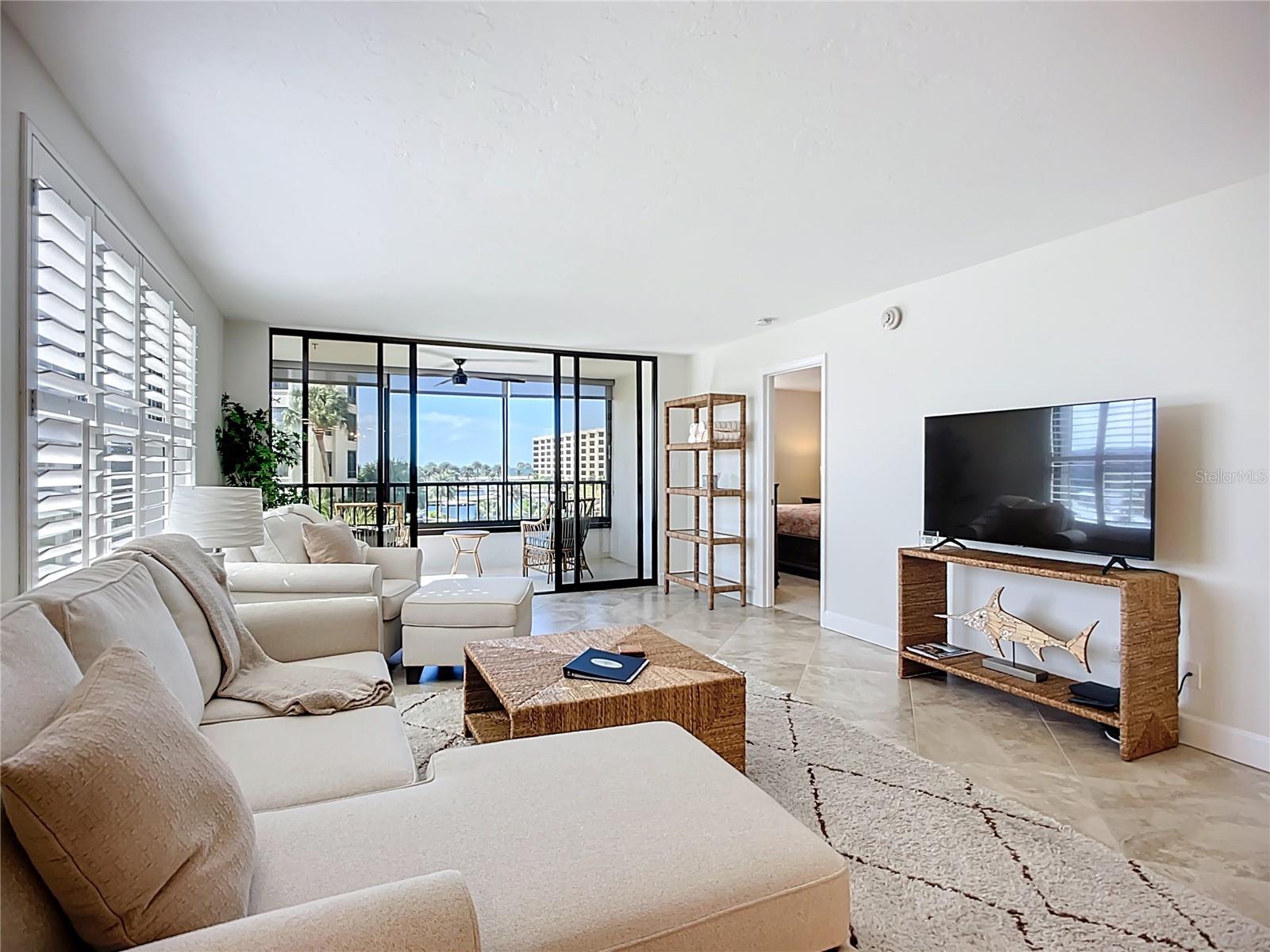 GULF & BAY CLUB PH 3 - Residential