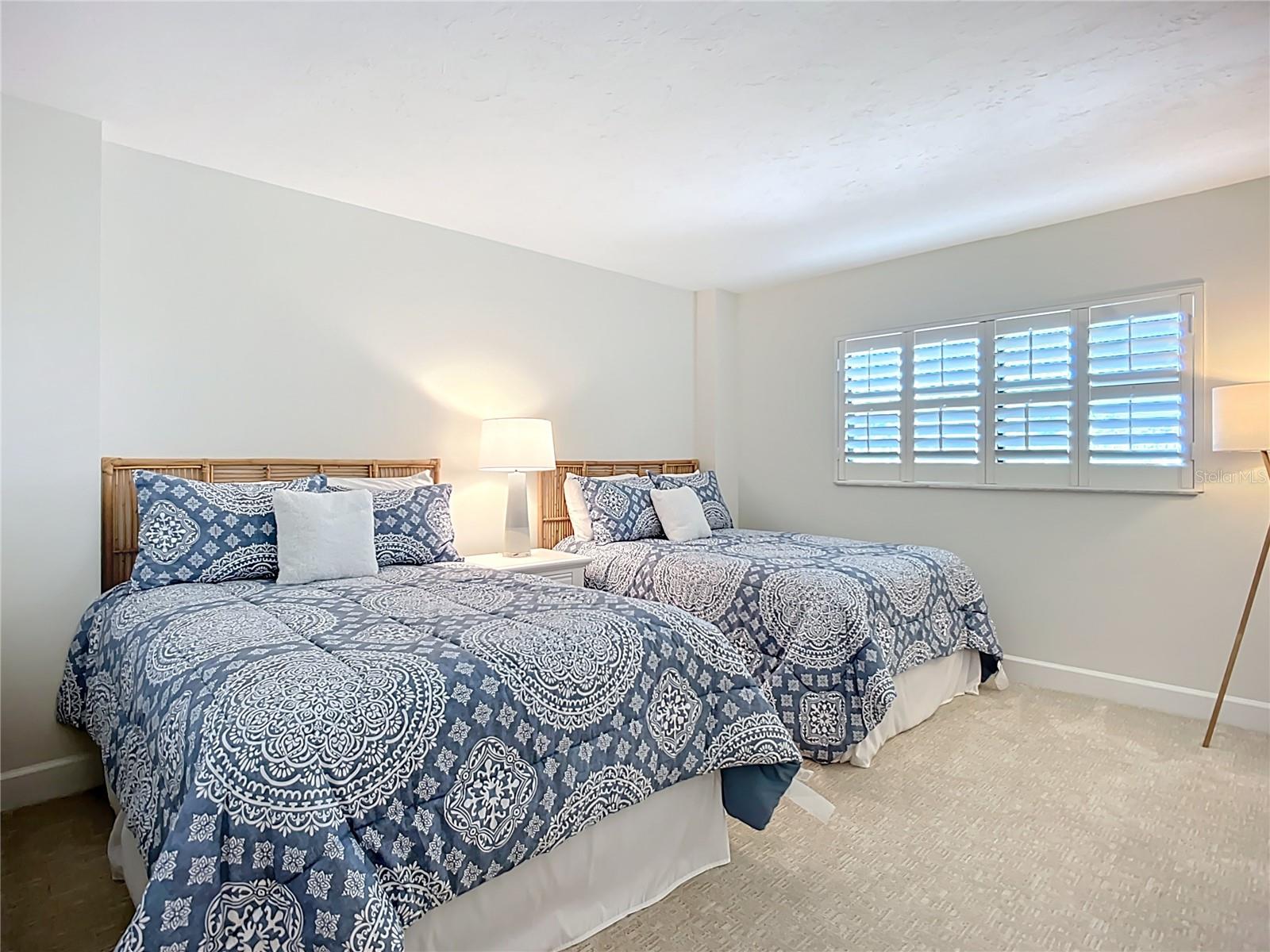 GULF & BAY CLUB PH 3 - Residential