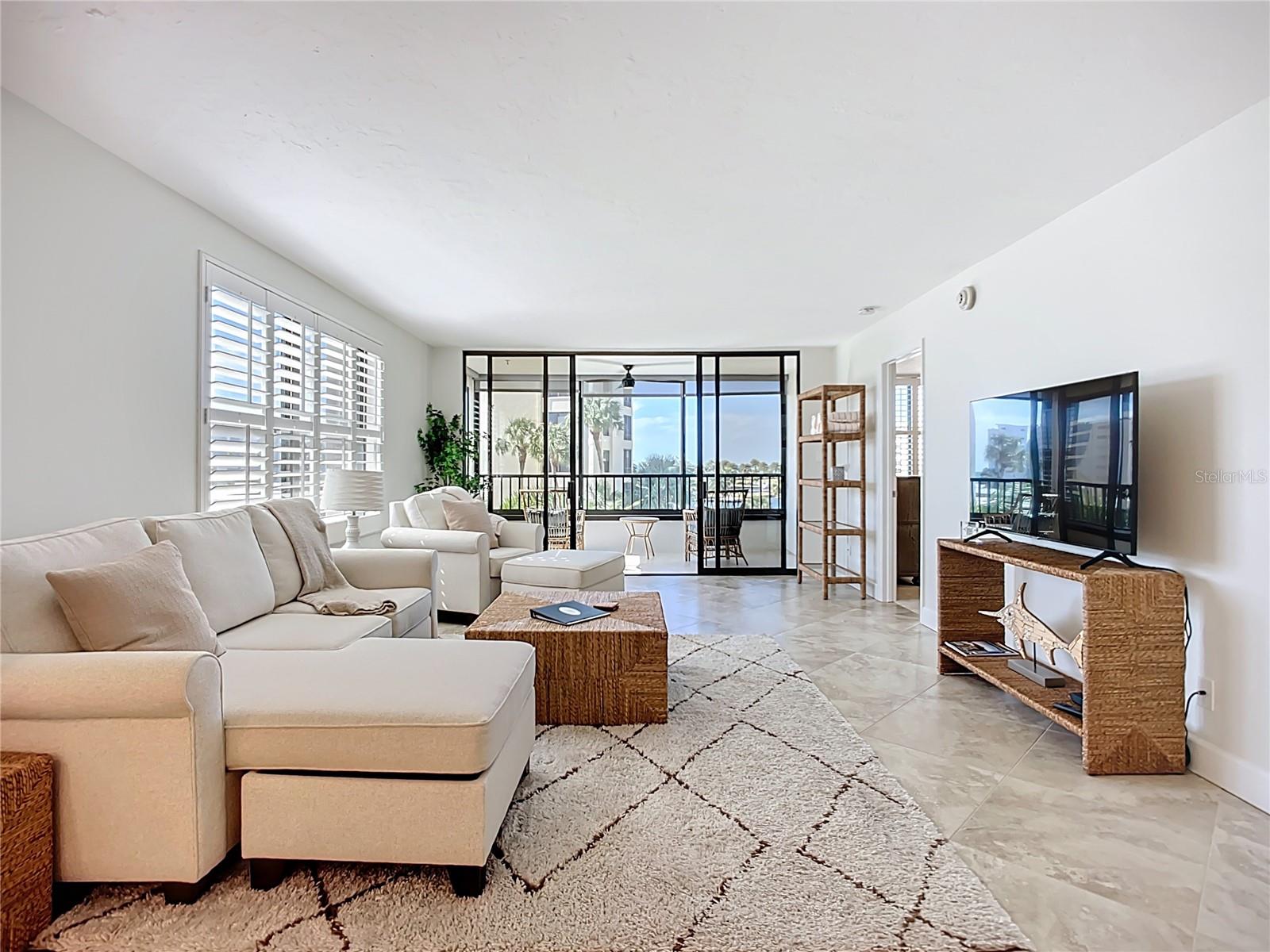 GULF & BAY CLUB PH 3 - Residential