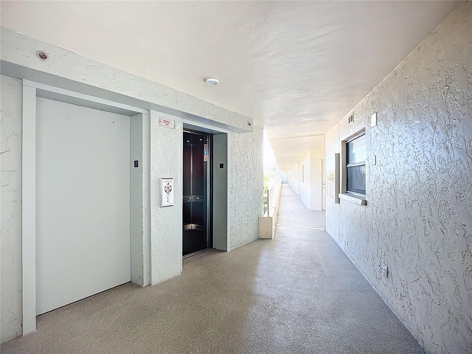 GULF & BAY CLUB PH 3 - Residential