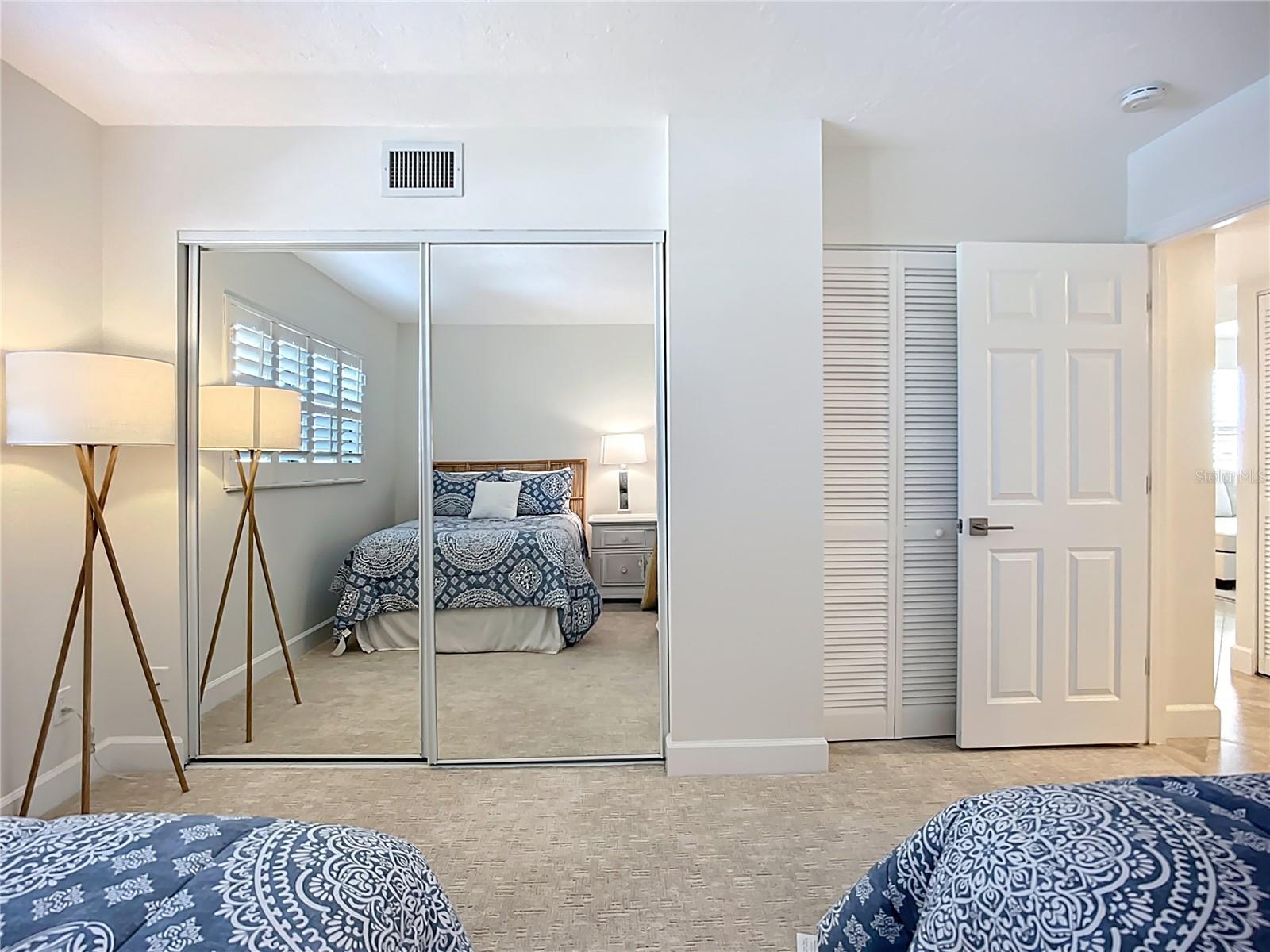 GULF & BAY CLUB PH 3 - Residential