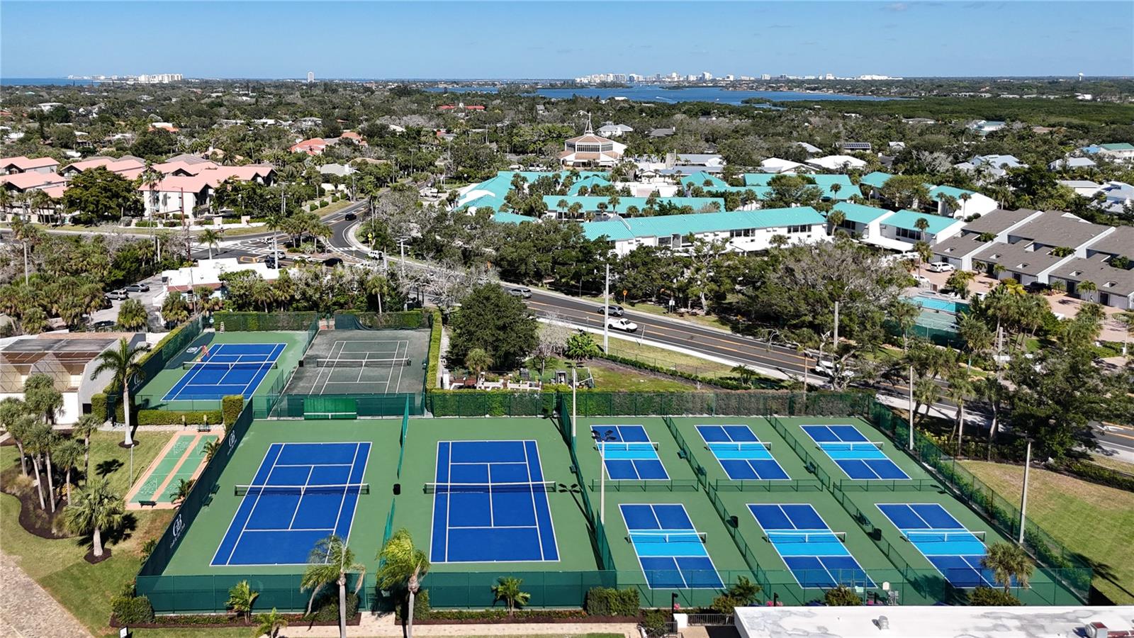 GULF & BAY CLUB PH 3 - Residential