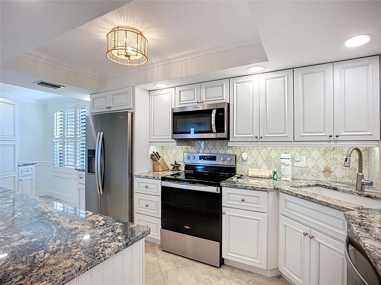 GULF & BAY CLUB PH 3 - Residential