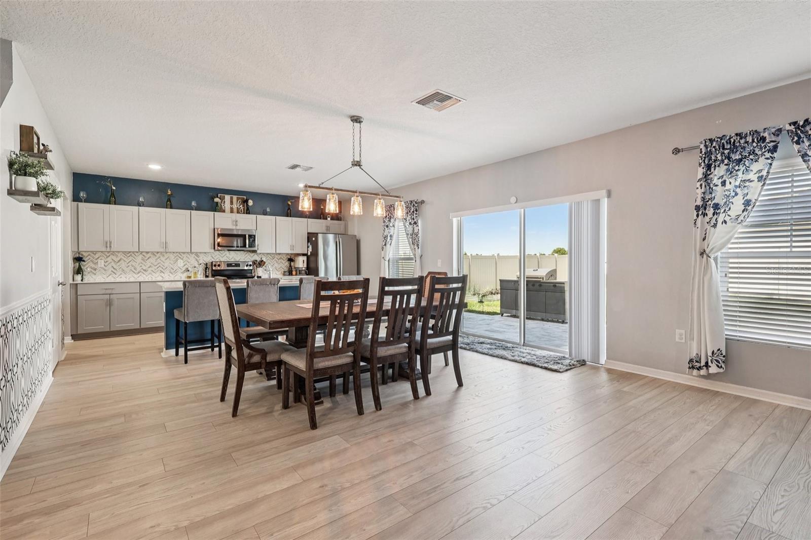 RIVERSTONE - Residential