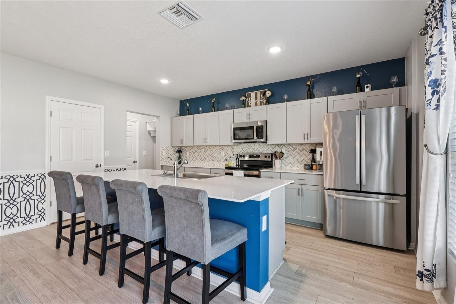 RIVERSTONE - Residential