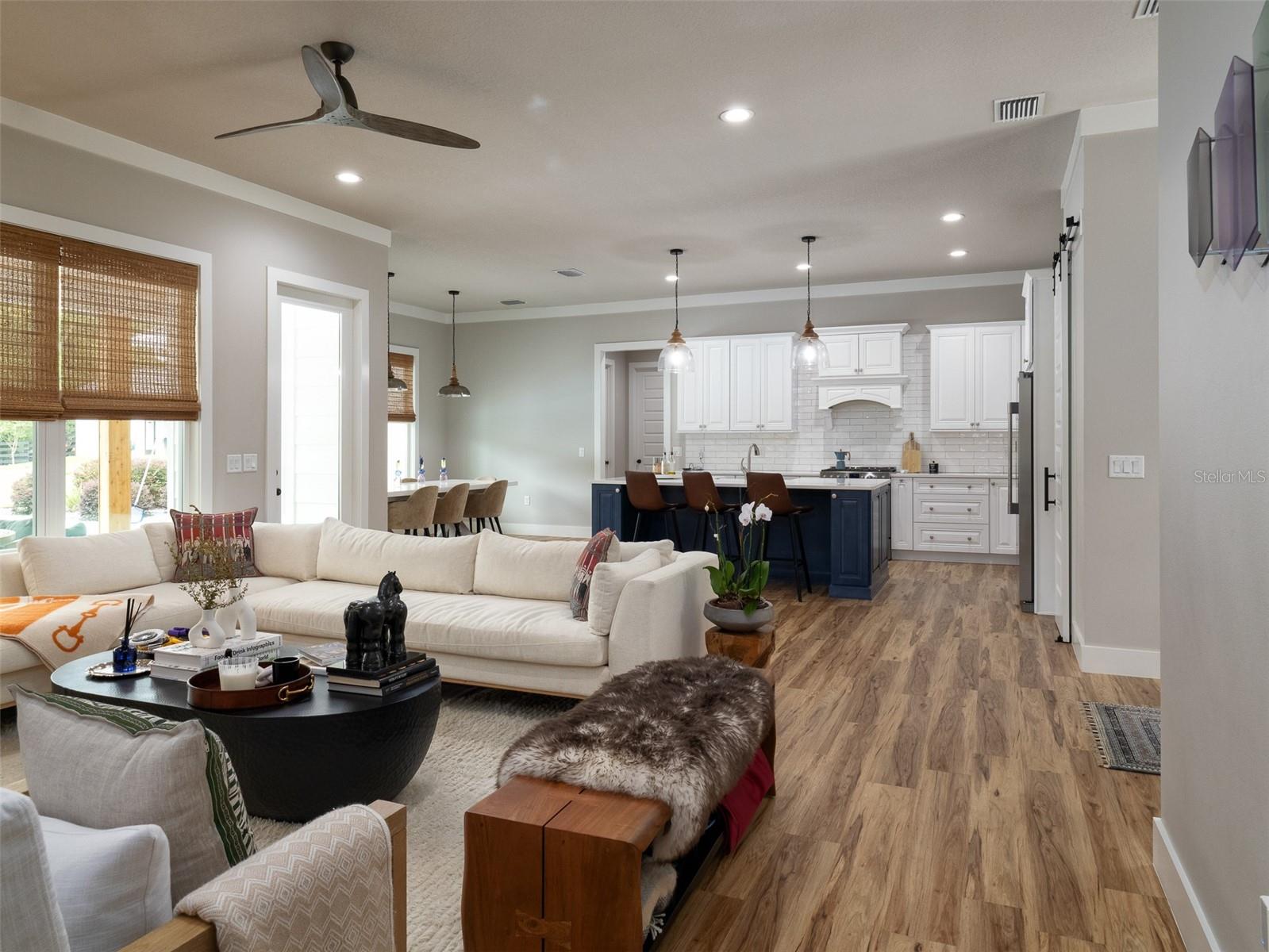 EQUESTRIAN SPRINGS - Farm