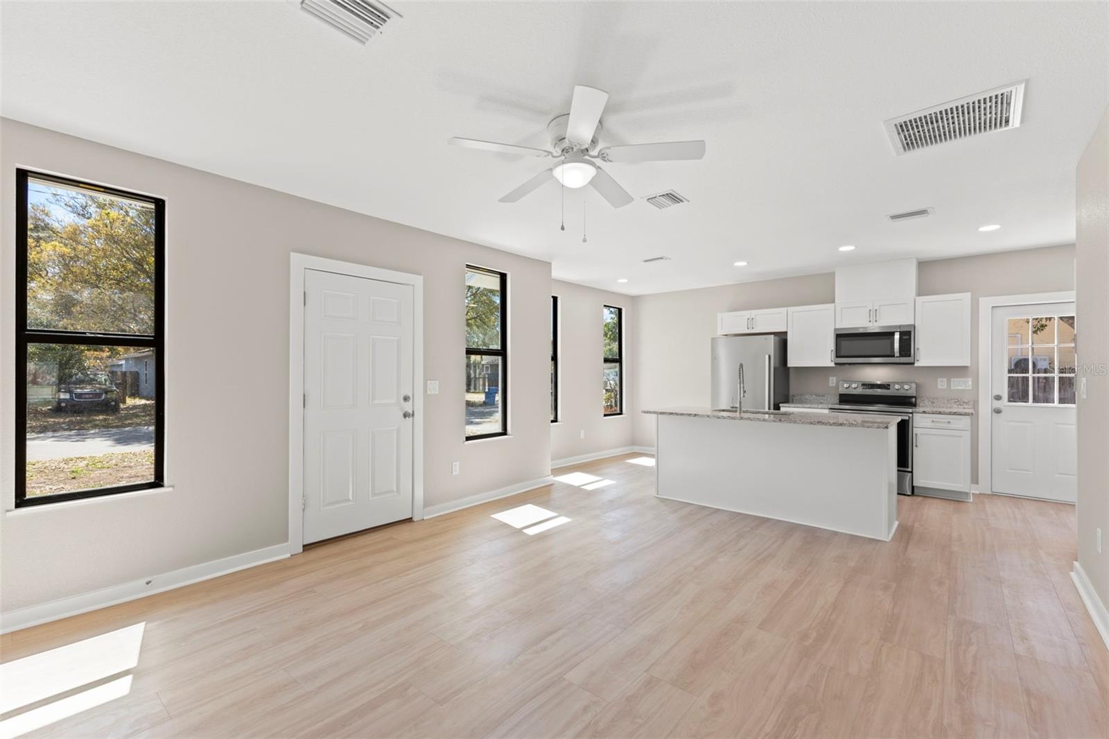 MOHAWK PARK REP - Residential