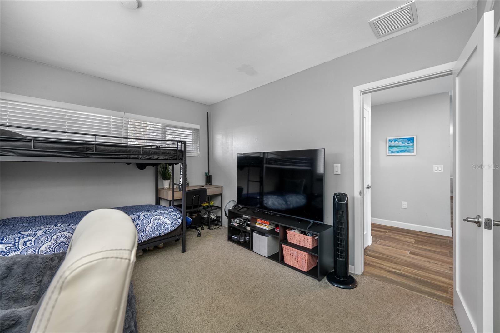 DOUGLAS MANOR ESTATES 2ND ADD - Residential