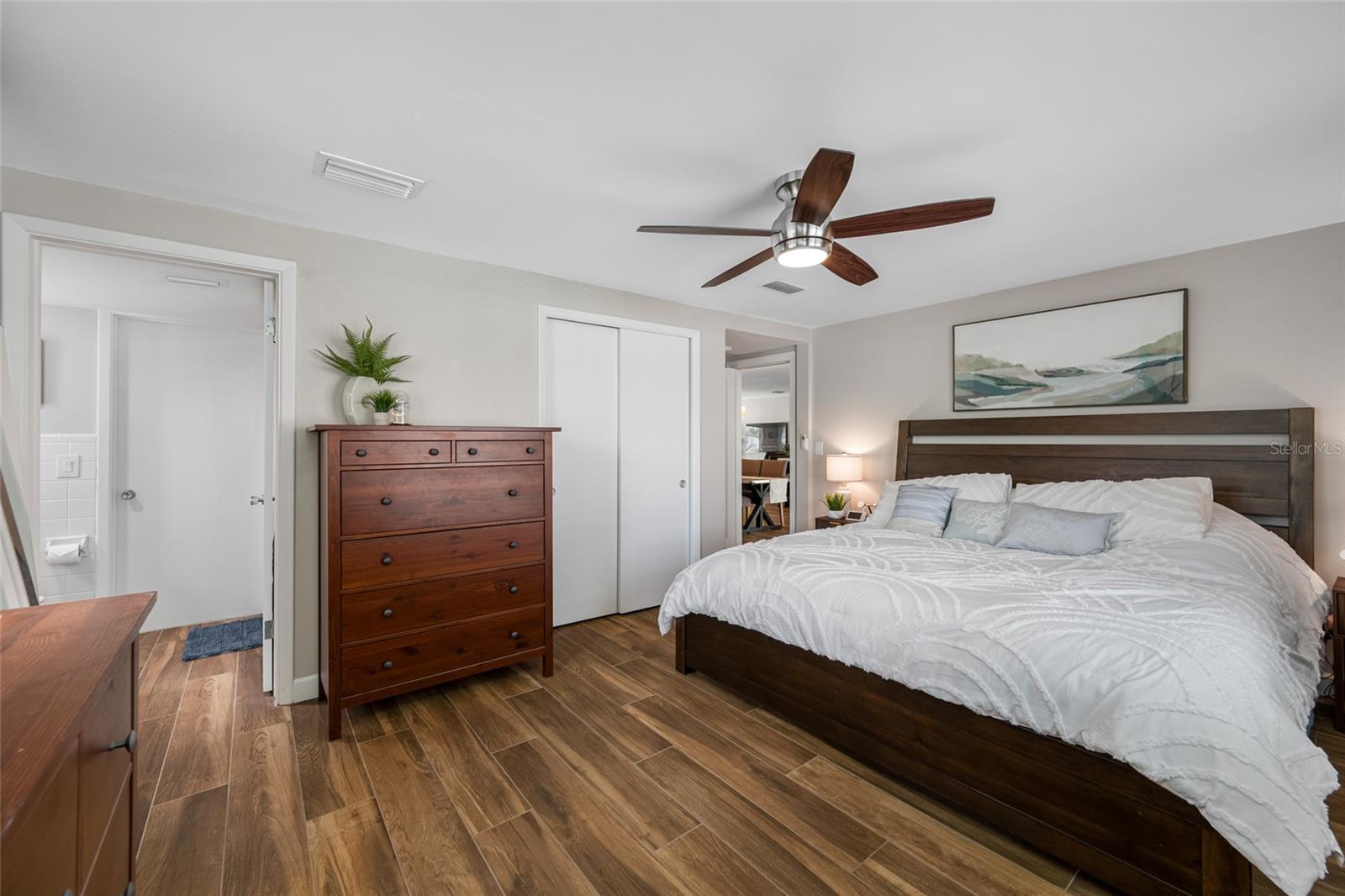 DOUGLAS MANOR ESTATES 2ND ADD - Residential