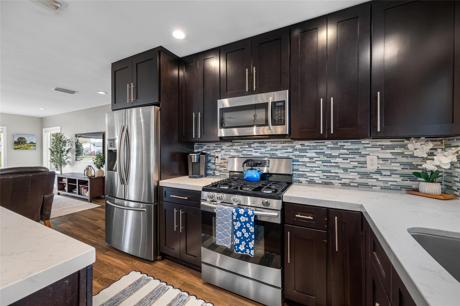 DOUGLAS MANOR ESTATES 2ND ADD - Residential