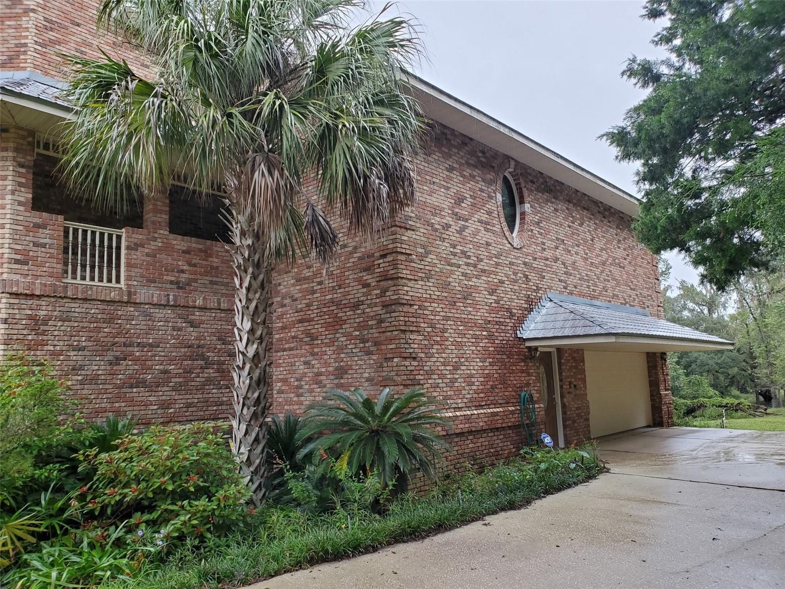 5422 CYRIL DRIVE
