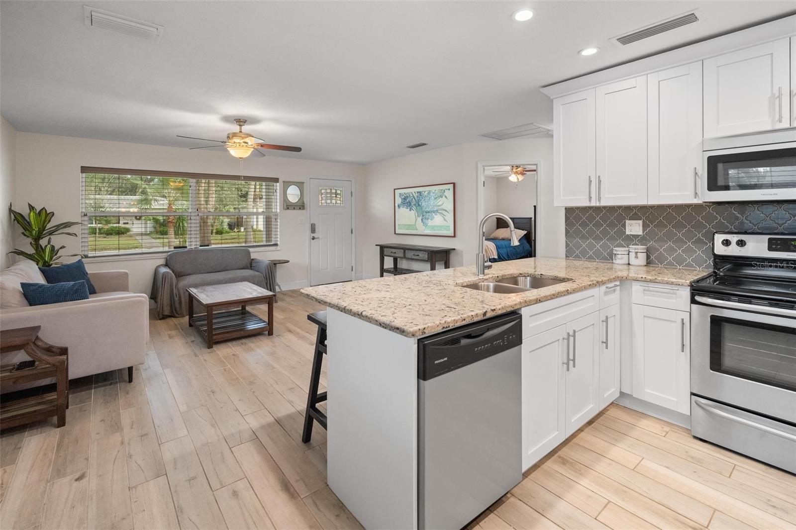 NORTH CLEARVIEW HIGHLANDS - Residential