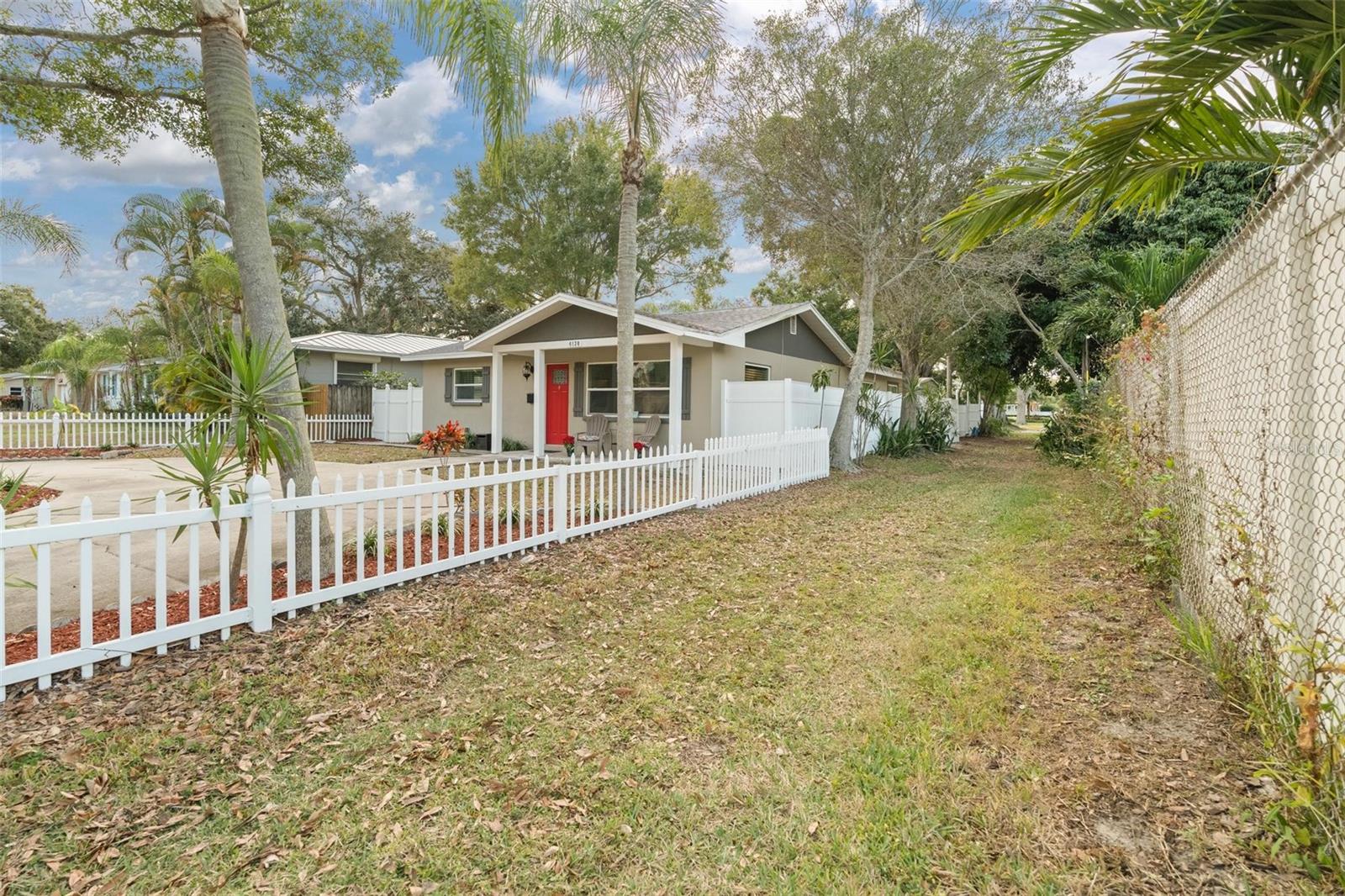 NORTH CLEARVIEW HIGHLANDS - Residential