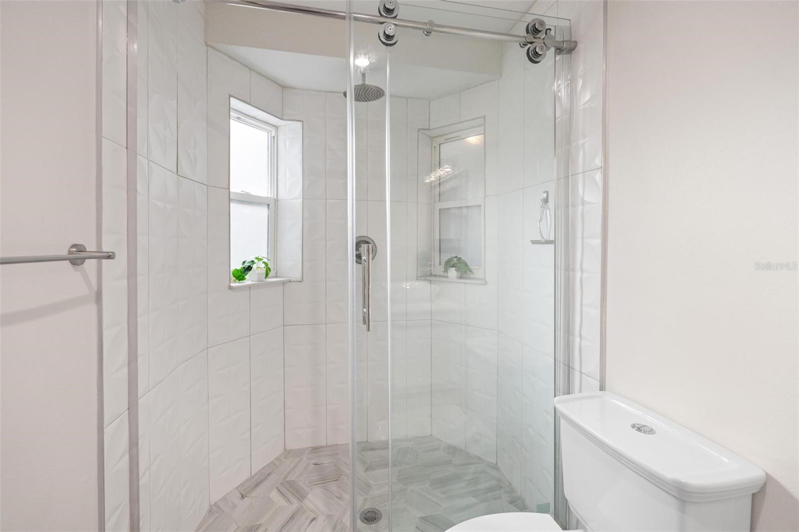 NORTH CLEARVIEW HIGHLANDS - Residential