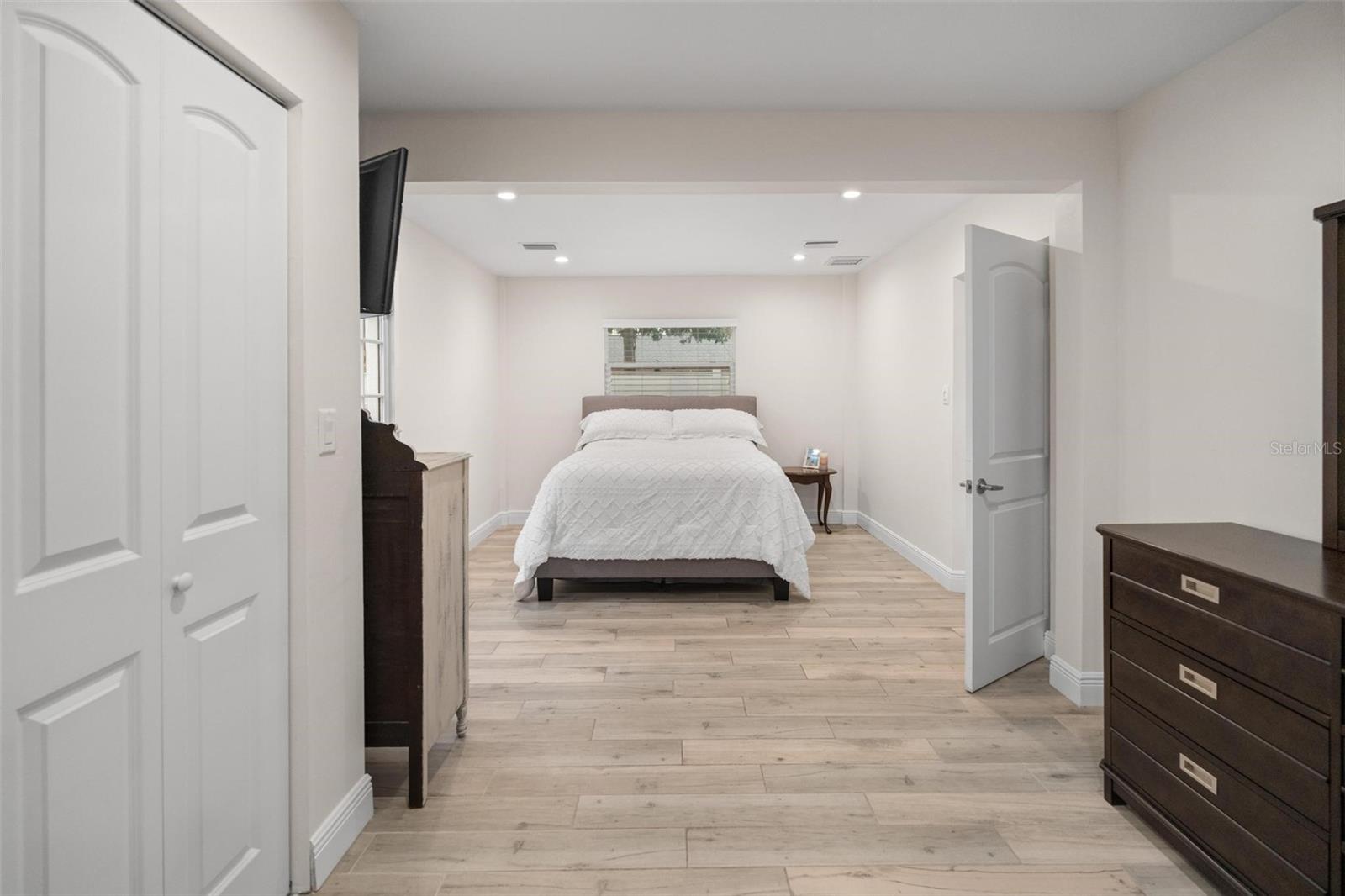 NORTH CLEARVIEW HIGHLANDS - Residential