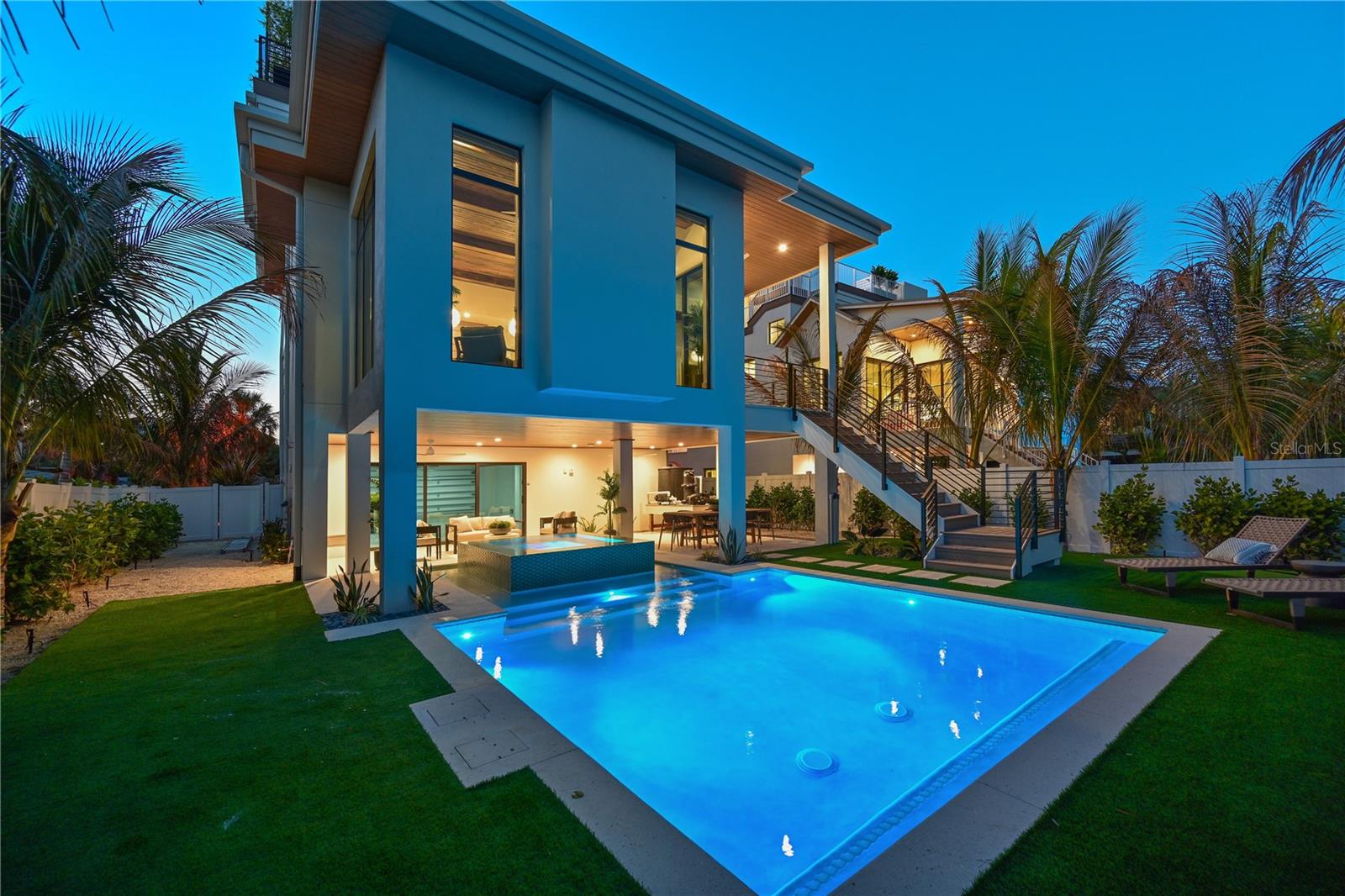 ANNA MARIA BEACH - Residential