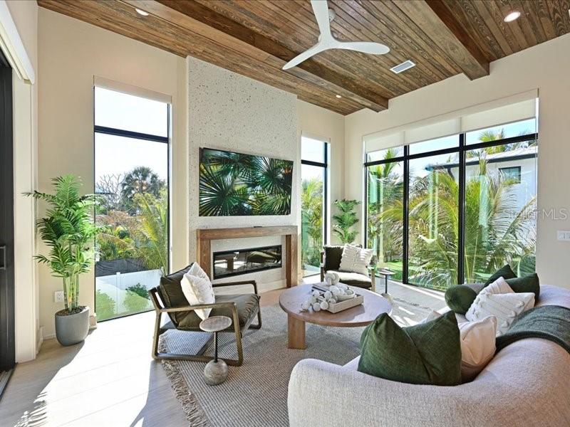 ANNA MARIA BEACH - Residential