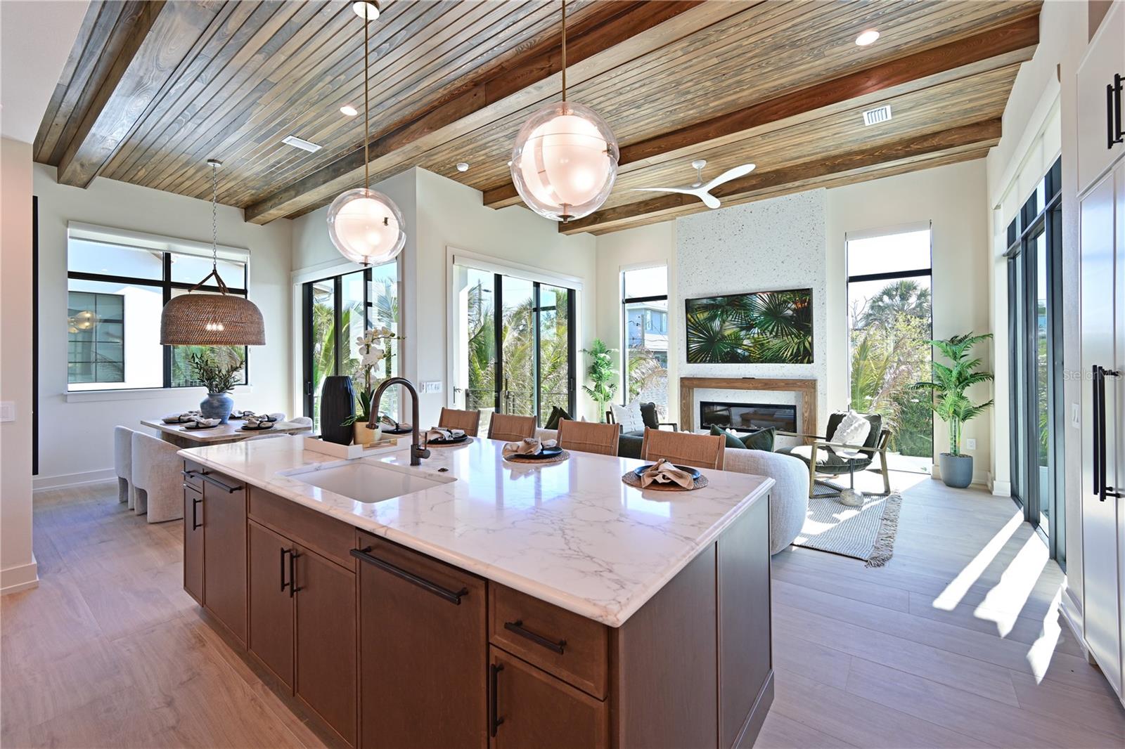 ANNA MARIA BEACH - Residential