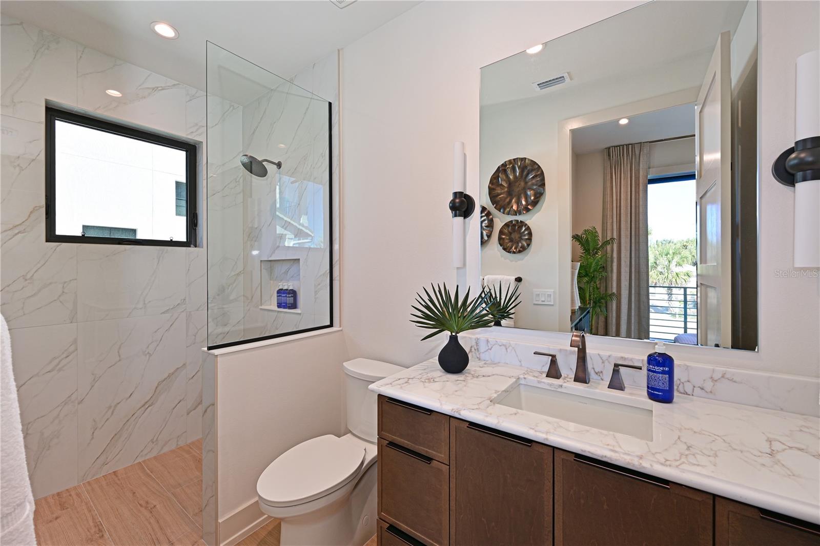 ANNA MARIA BEACH - Residential