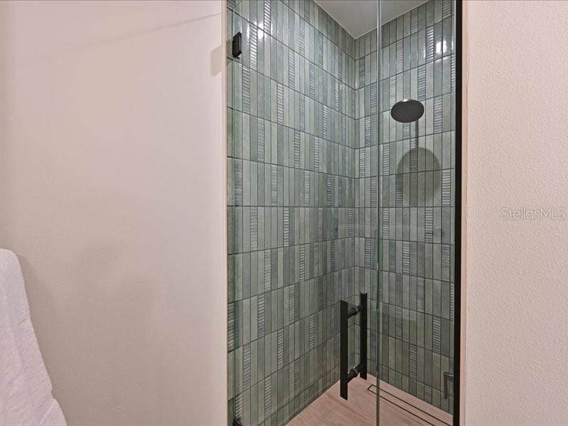 ANNA MARIA BEACH - Residential