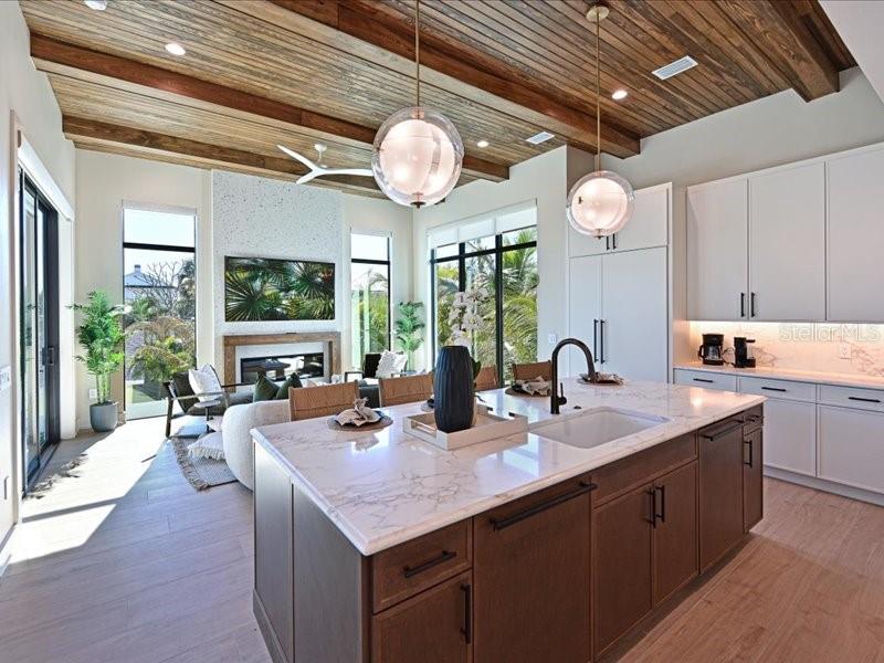 ANNA MARIA BEACH - Residential