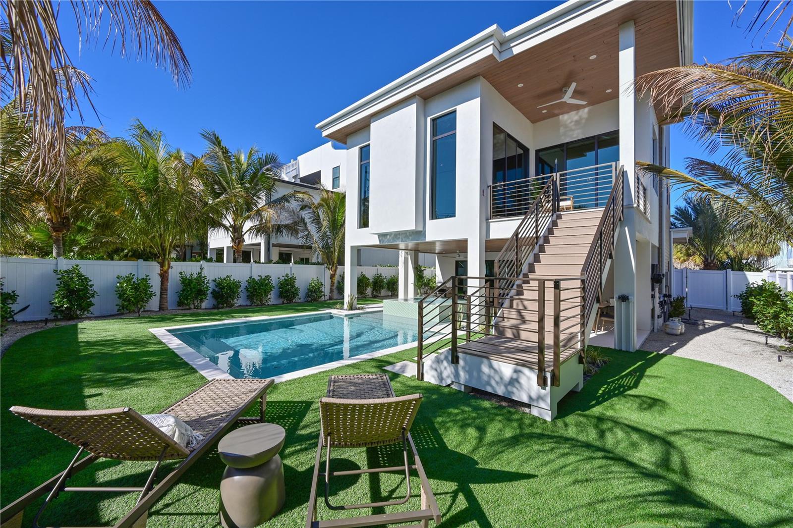 ANNA MARIA BEACH - Residential