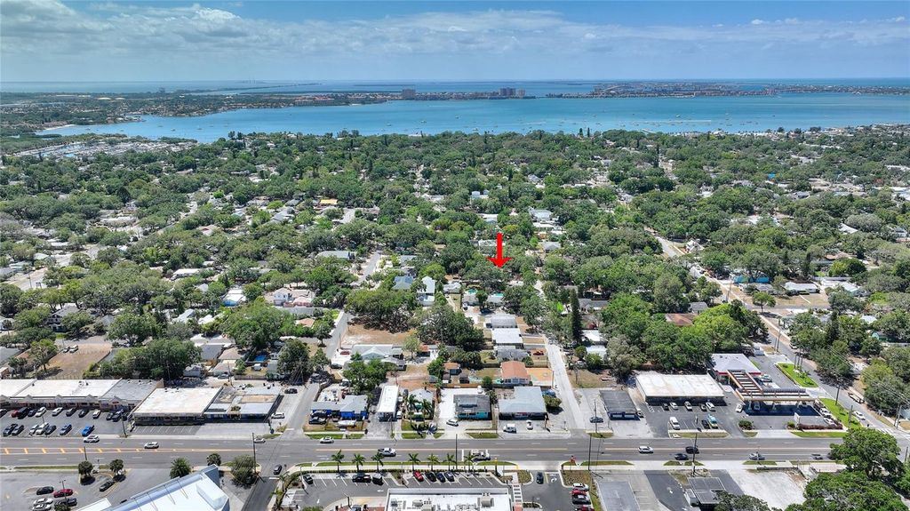 Photo of 5120 24th Avenue S #5120, Gulfport, FL 33707 (MLS # O6399953)