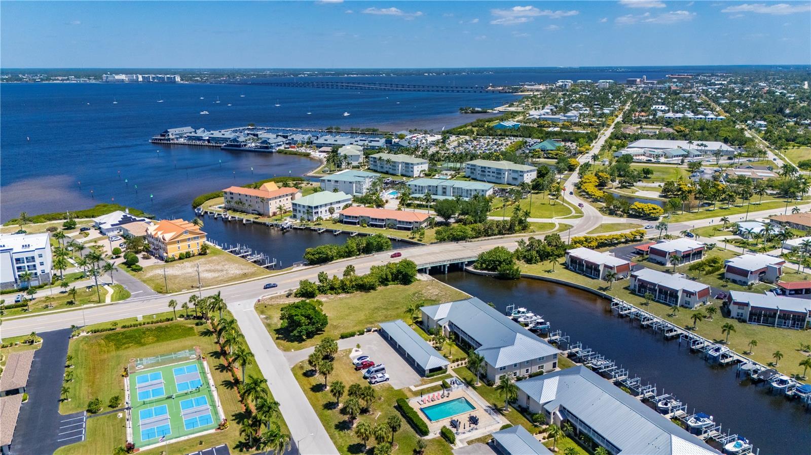 HARBOR POINT PH 01 BLDG A - Residential