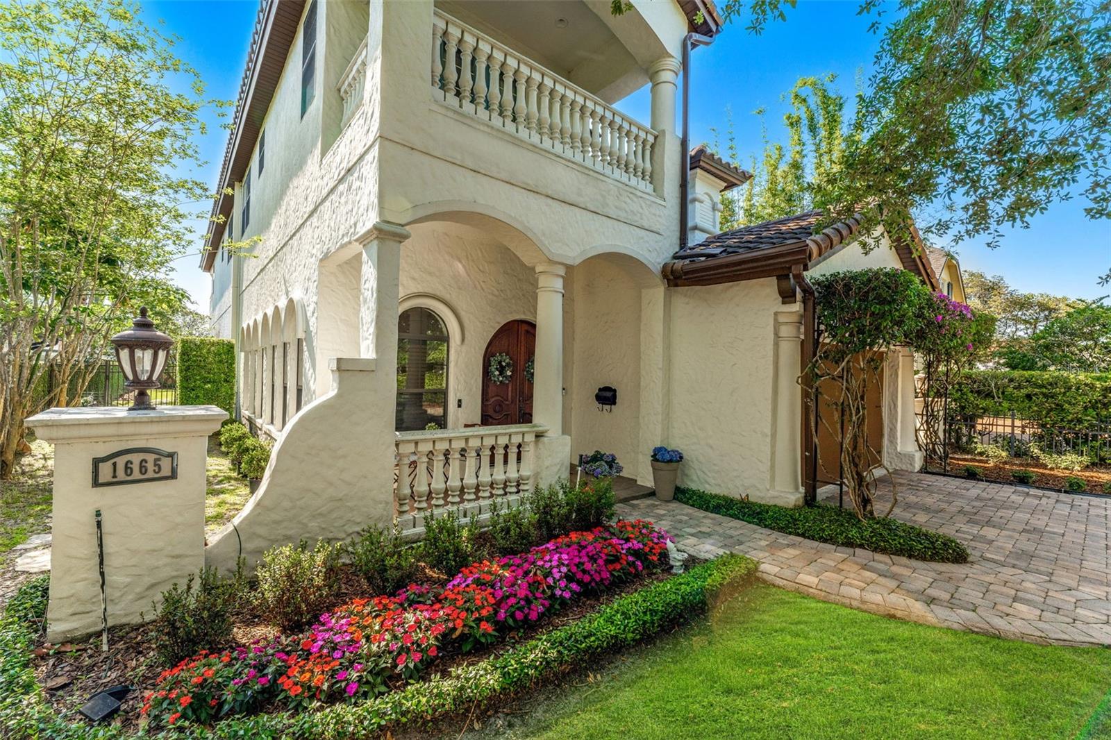 1665 TEMPLE DRIVE