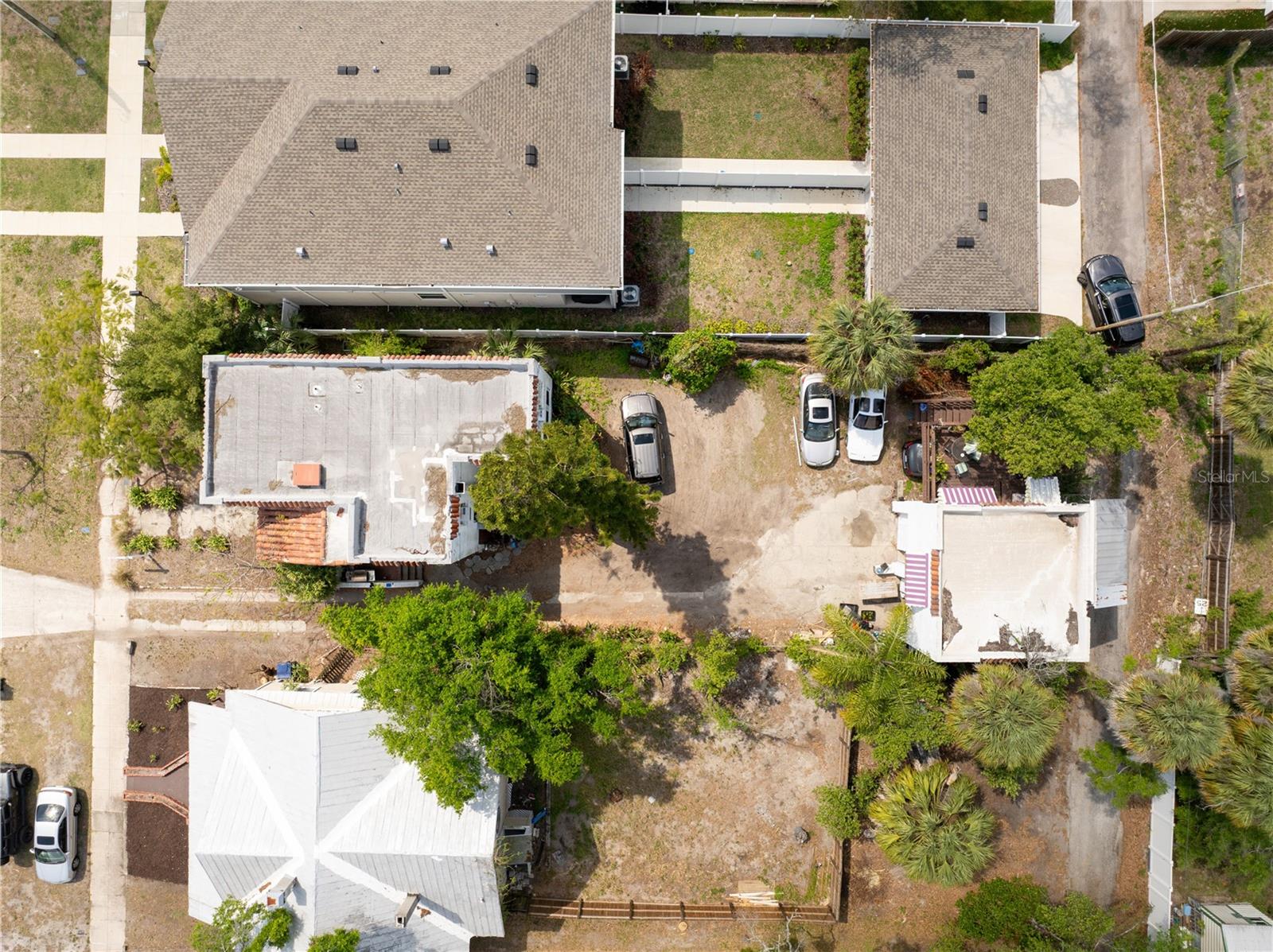 1911 W NORTH A STREET