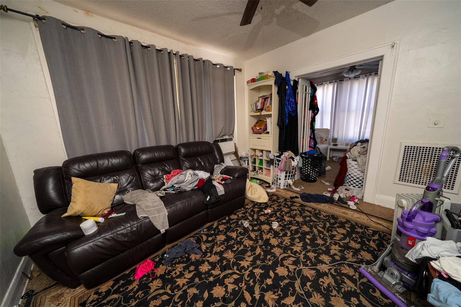 CORRONELLA - Residential Income