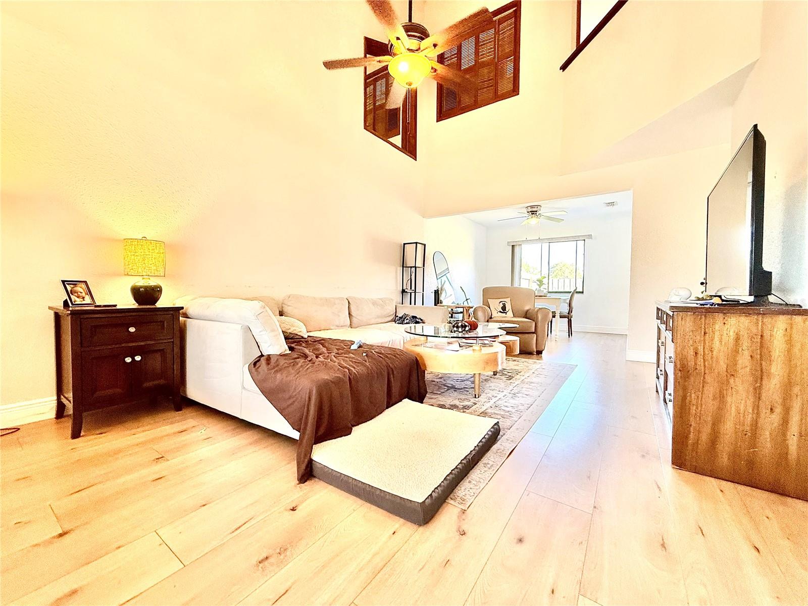 MOSS POINTE - Residential Lease