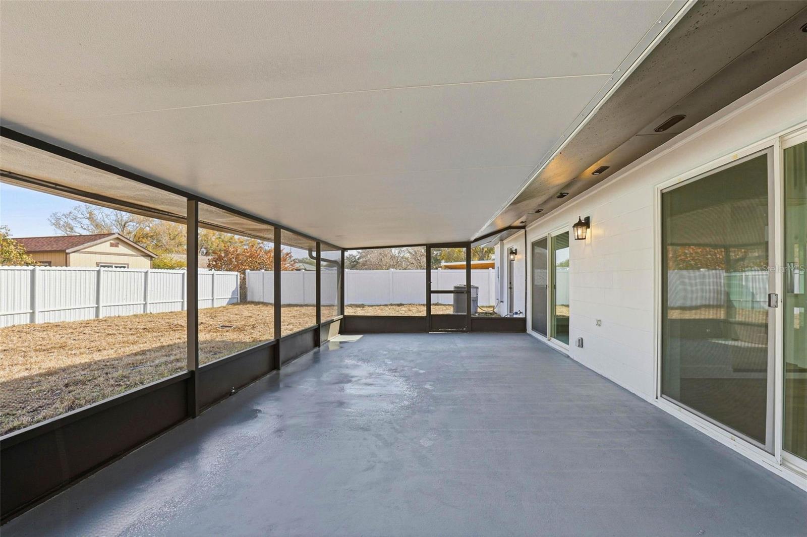 SOUTHWOOD HILLS UNIT 02 - Residential