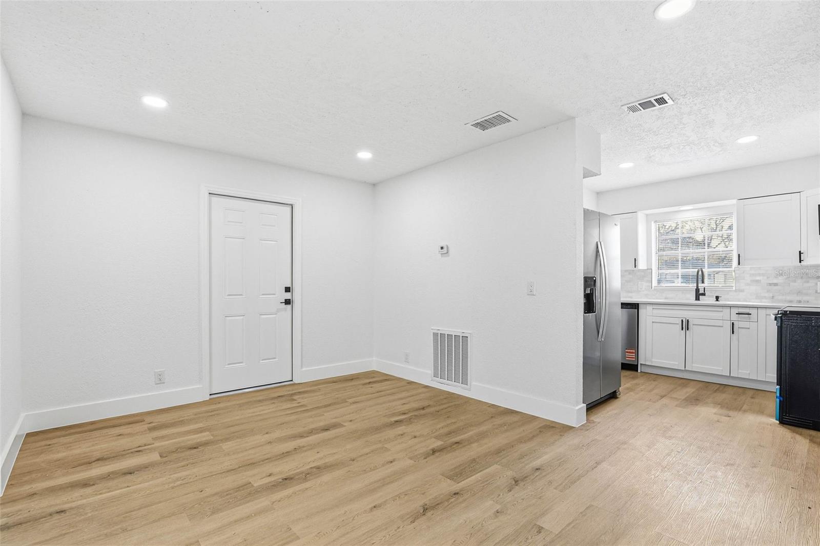 SOUTHWOOD HILLS UNIT 02 - Residential