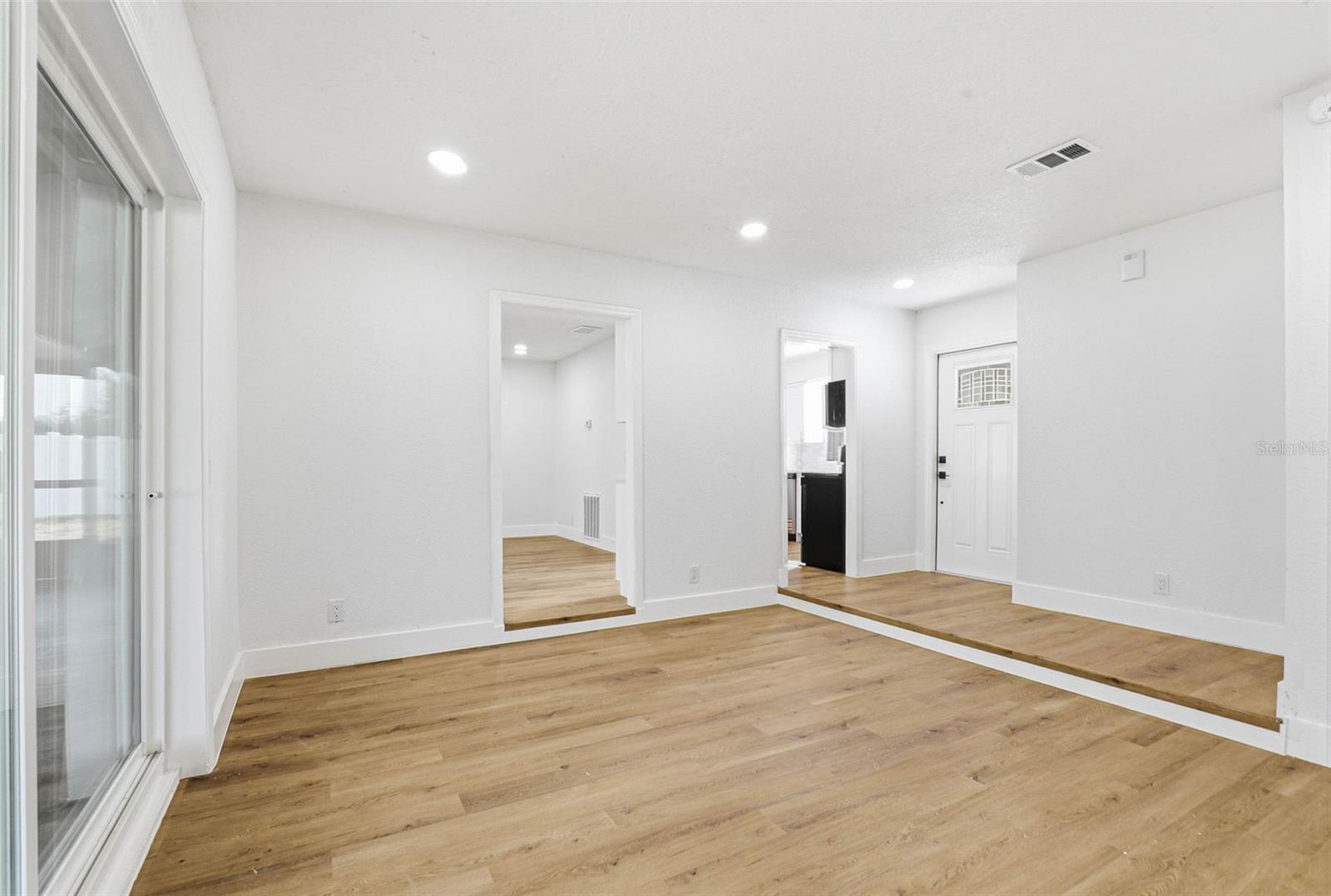 SOUTHWOOD HILLS UNIT 02 - Residential