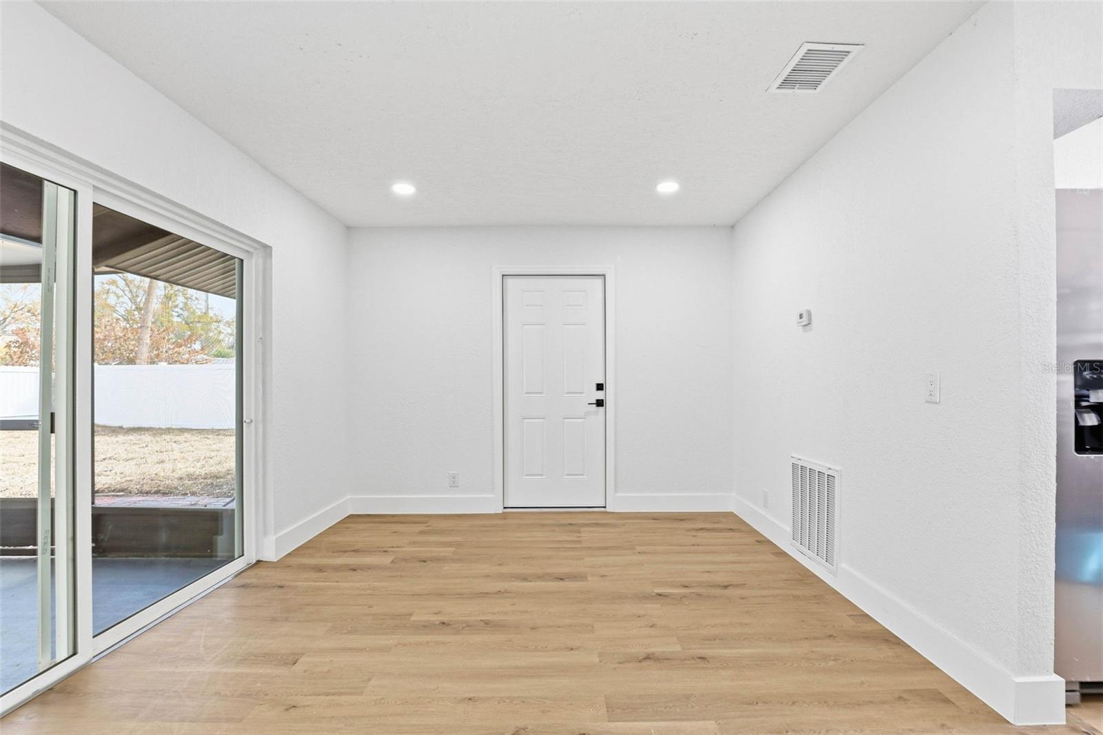 SOUTHWOOD HILLS UNIT 02 - Residential