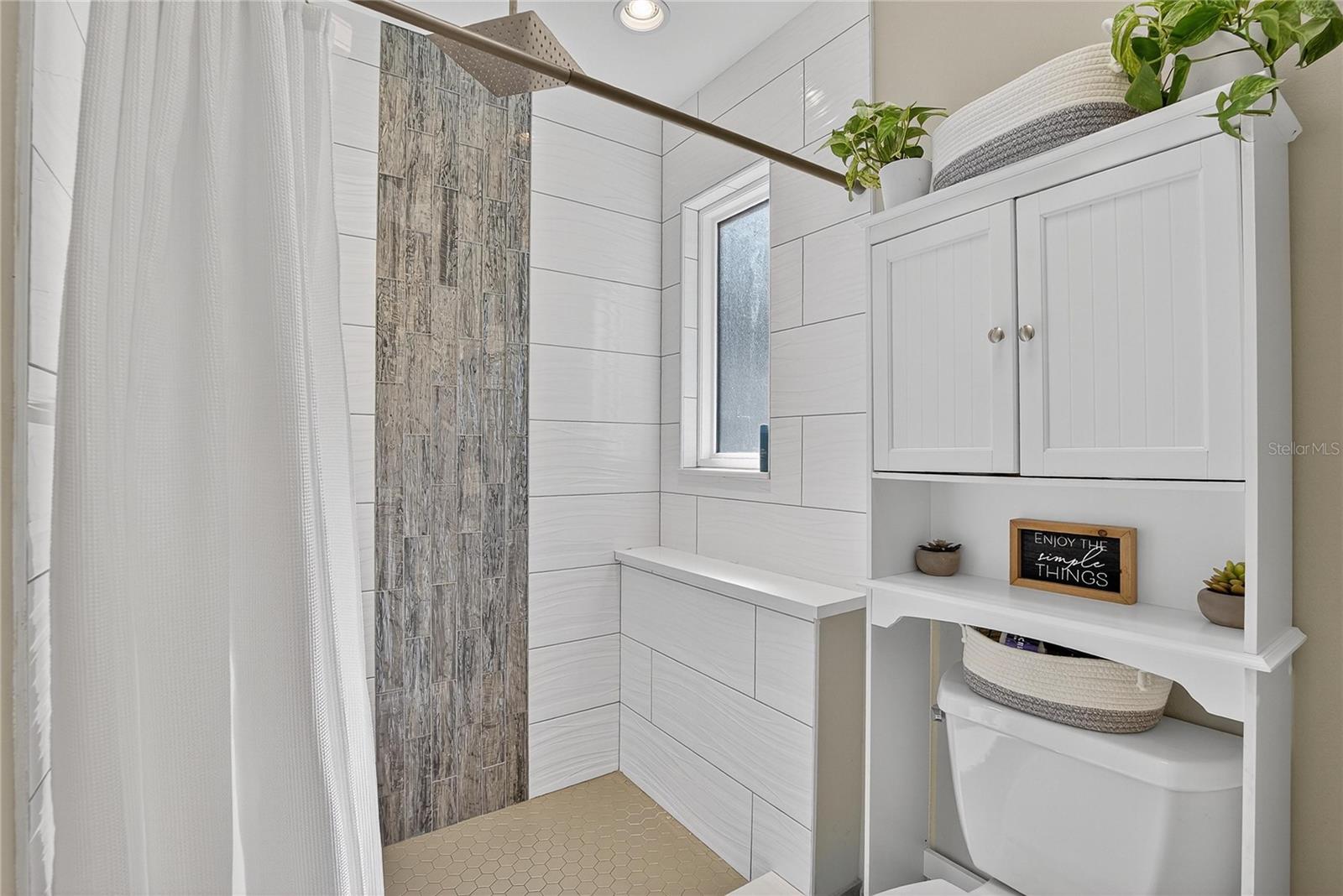 SUNDANCE UNIT 3 - Residential