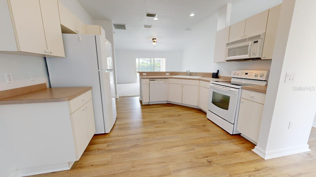 8235 AMENDOLA AVENUE