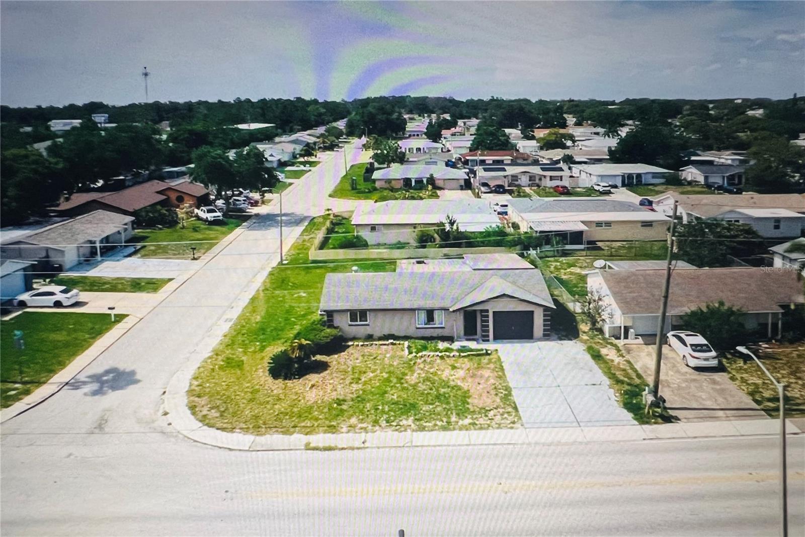 COLONIAL HILLS - Residential