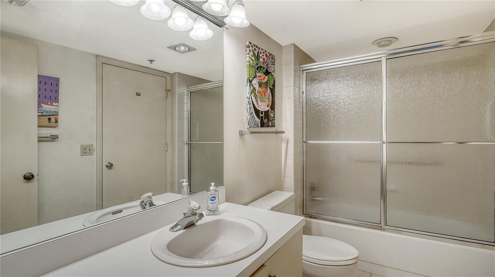 BEACHPLACE III - Residential