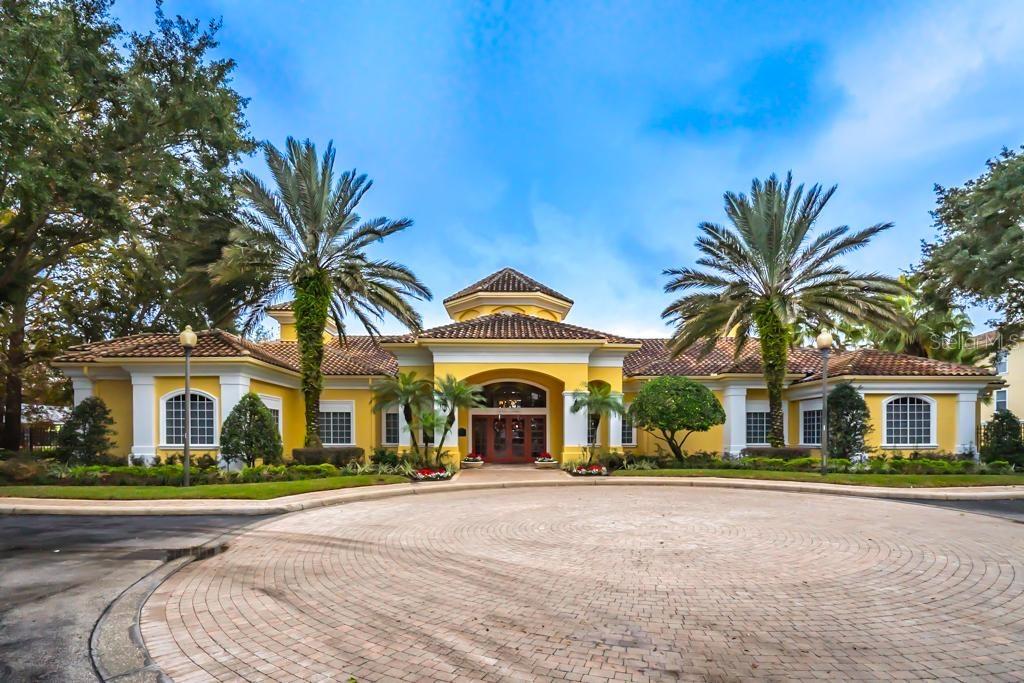 Stunning 3 story - 3 bed 2.5 bath condo/townhome in resort style community of Visconti. This recently updated unit features designer paint, industrial high end vinyl plank flooring & ceramic tile throughout, a gourmet kitchen overlooking the dining-/ living room combo and a 2 car garage. Community offers its residents 2 tropical swimming pools, tennis - and basket ball court, playground and car wash area. Located within minutes to the RDV, entailing, shopping and Interstate 4. Call today and schedule your private viewing !