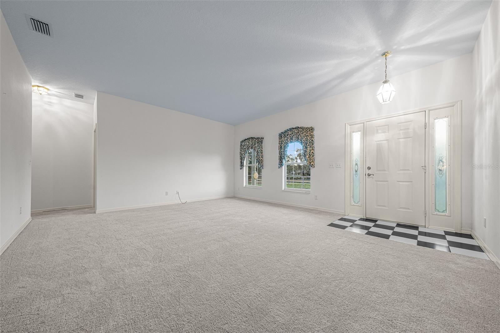 FARM ACREAGE - NO SUBDIVISION - Residential