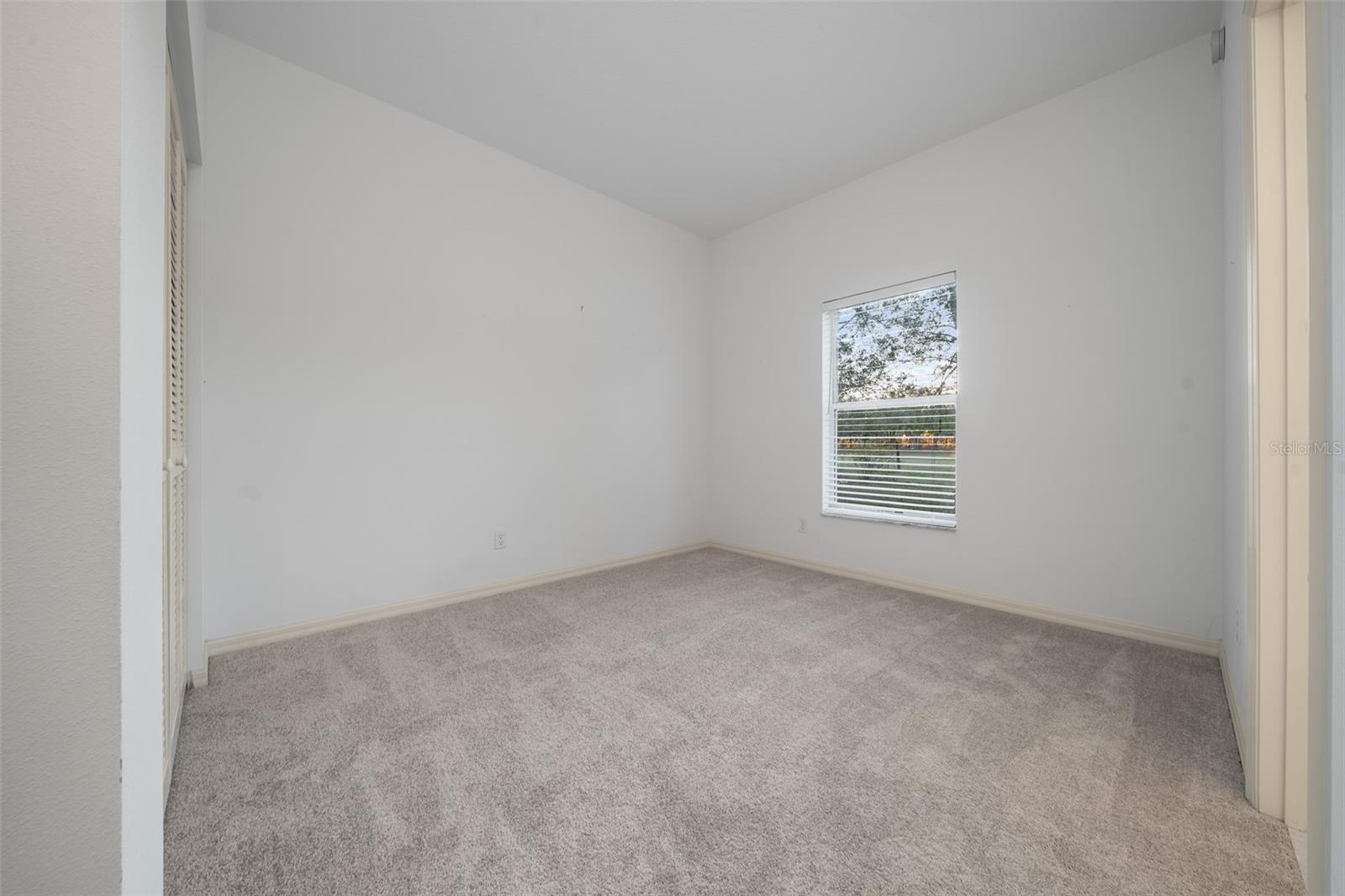 FARM ACREAGE - NO SUBDIVISION - Residential