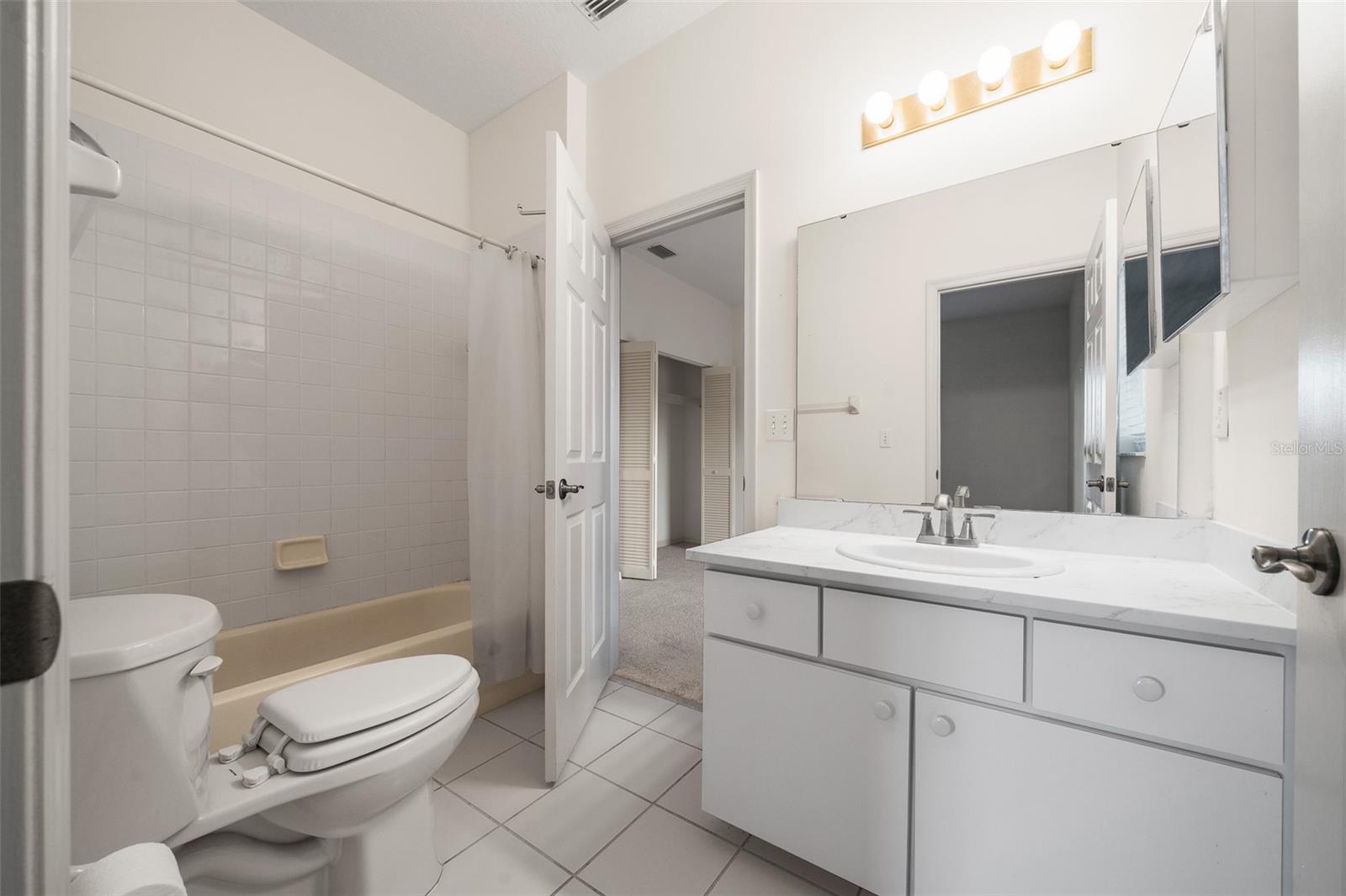 FARM ACREAGE - NO SUBDIVISION - Residential