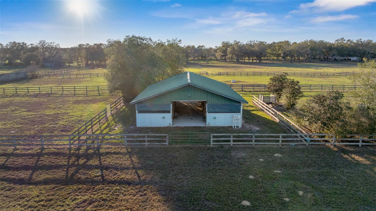 FARM ACREAGE - NO SUBDIVISION - Residential