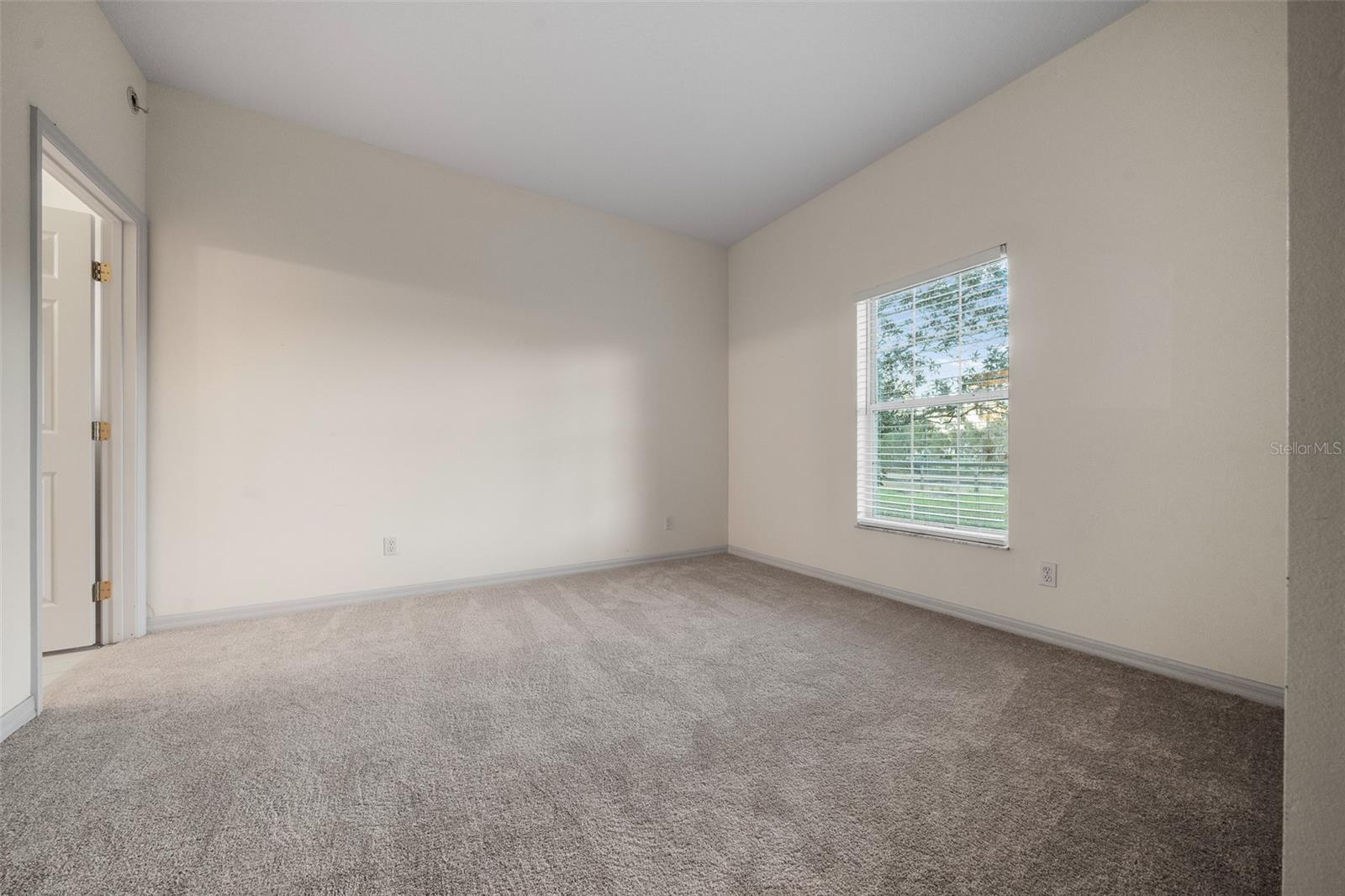 FARM ACREAGE - NO SUBDIVISION - Residential