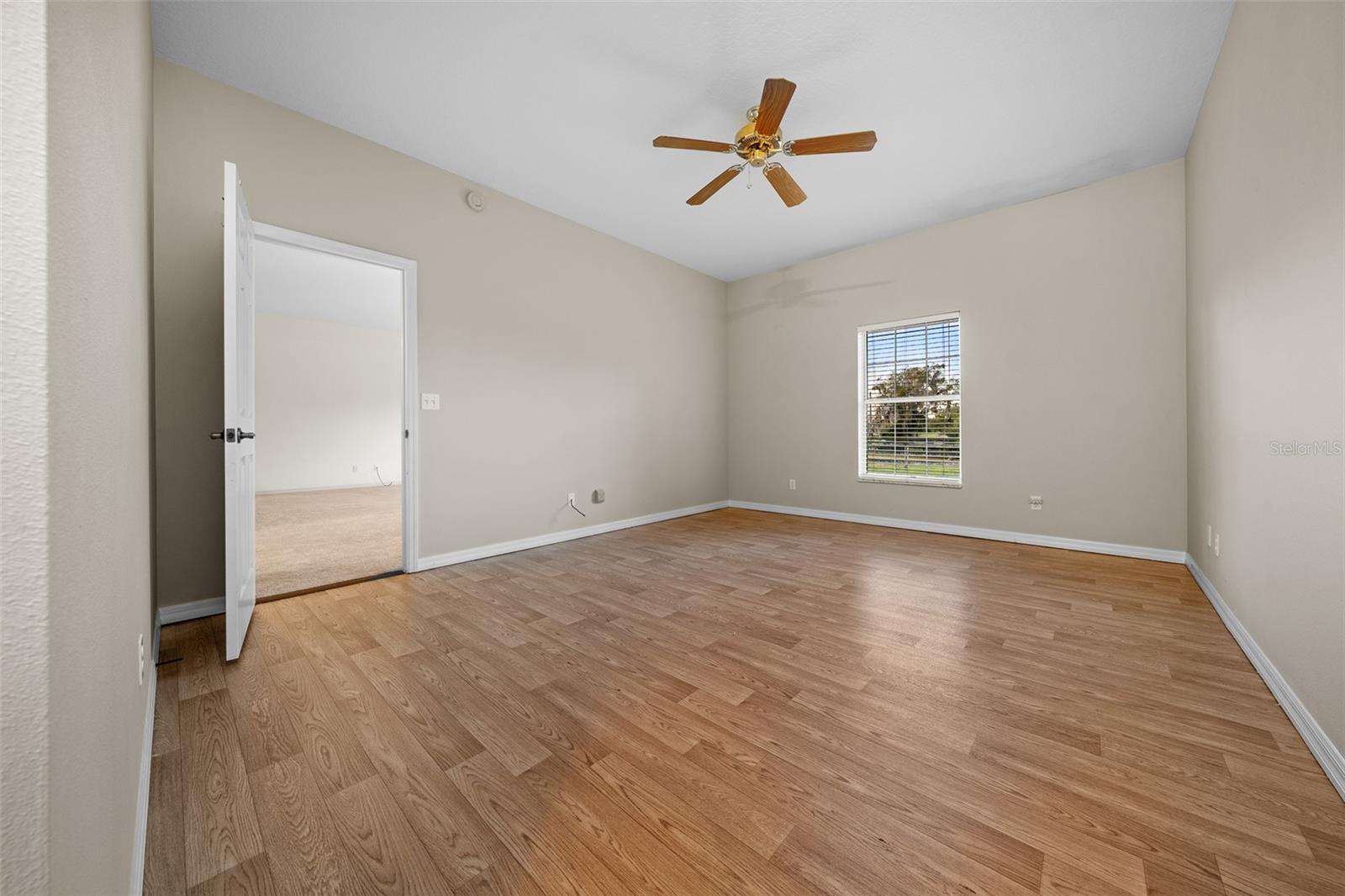 FARM ACREAGE - NO SUBDIVISION - Residential